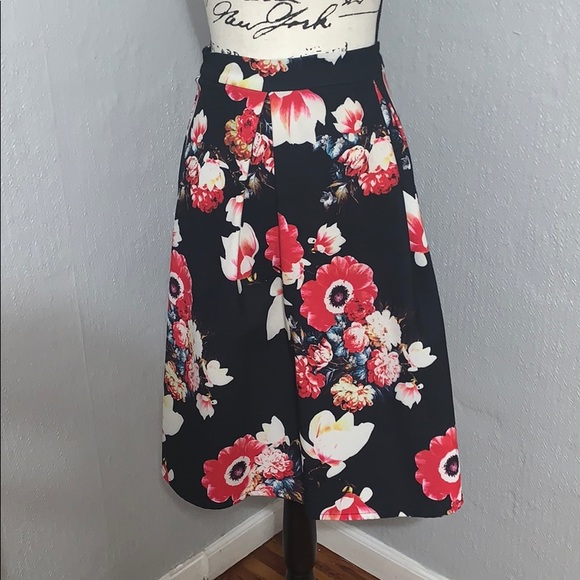 Poppy Skirt - Picture 3 of 4